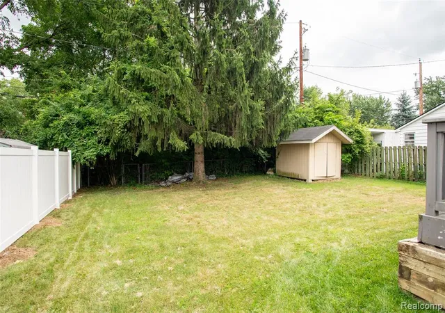 21st image of 512 Rice Ave, Ypsilanti, MI 48197 | MLS# 61020625