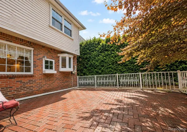 Photo 18 of Sale Pending at 23901 Fordson Dr, Dearborn, MI 48124 | MLS# 61017641 | Listing updated on 2026-08-12