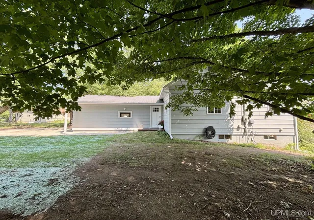 Photo 43 of Single family home for sale at 2003 W Ridge St, Marquette, MI 49855 | MLS# 50216823 | Listing updated on 2026-08-29