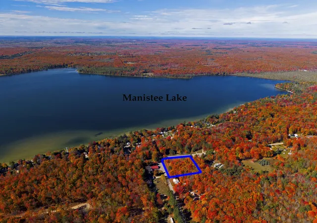 Homes for sale in Kalkaska, MI | 5038 Ne East Shore Dr, Kalkaska, MI 49646 | MLS# 80062910