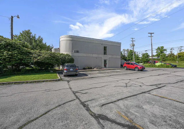 Homes for sale in Traverse City, MI | 124 Beech St, Traverse City, MI 49684 | MLS# 80065680