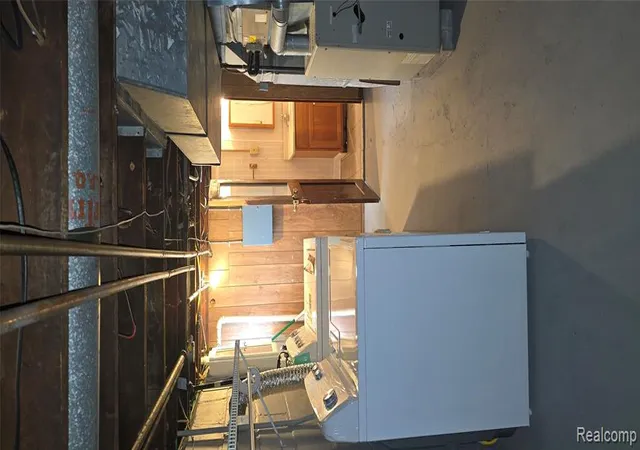 9th image of 32 Gibb, Mount Clemens, MI 48043 5961 | MLS# 61023666