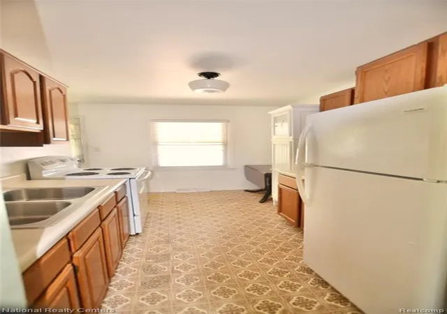 Homes for sale in Madison Heights, MI | 30159 Palmer Blvd, Madison Heights, MI 48071 | MLS# 61003181