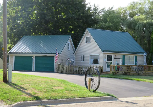 1st image of 2433 Stockbridge Ave, Burton, MI 48509 | MLS# 50219414