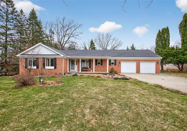 Homes for sale in Brooklyn, MI | 769 Bellflower, Brooklyn, MI 49230 | MLS# 70521456