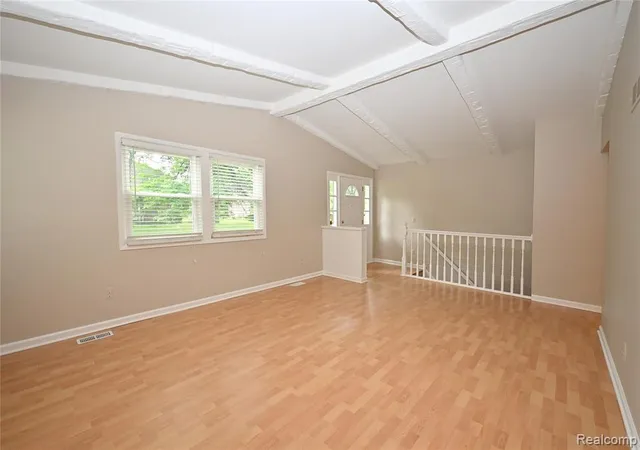 4th image of 5370 Breeze Hill Pl, Troy, MI 48098 | MLS# 61010214
