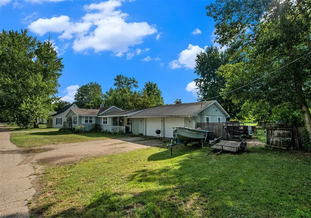Photo 3 of Single family home for sale at 1021 1st Street, Bangor, MI 49013 | MLS# 70478344 | Listing updated on 2026-06-29
