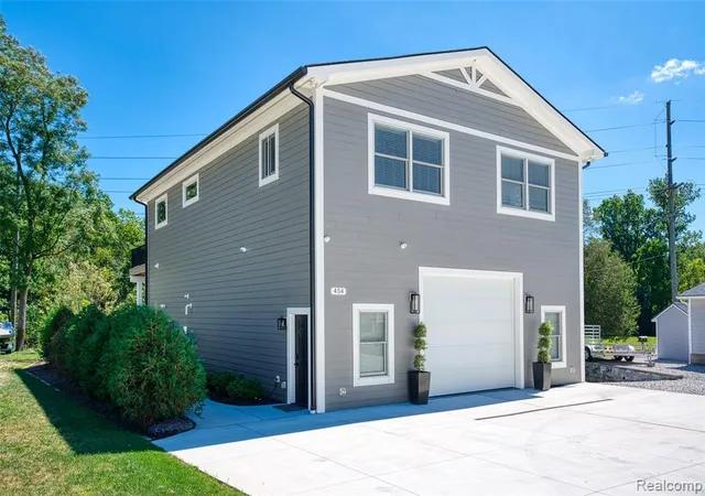 Photo 1 of Single family home for sale at 454 E Shore Dr, Whitmore Lake, MI 48189 9412 | MLS# 61024476 | Listing updated on 2026-09-13