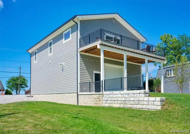 Photo 50 of Single family home for sale at 454 E Shore Dr, Whitmore Lake, MI 48189 9412 | MLS# 61024476 | Listing updated on 2026-09-25