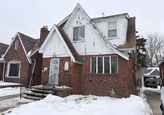 1st image of 17139 Rowe St, Detroit, MI 48205 3119 | MLS# 60982045