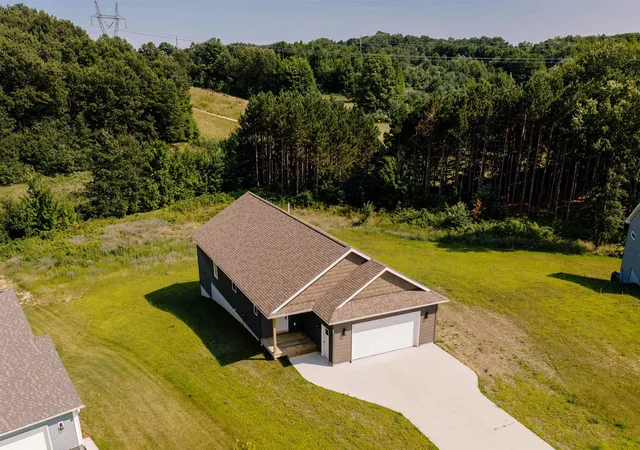 Photo 3 of Single family home for sale at 862 Coyote Ln #Lot: 7, Traverse City, MI 49696 | MLS# 80071681 | Listing updated on 2026-09-15
