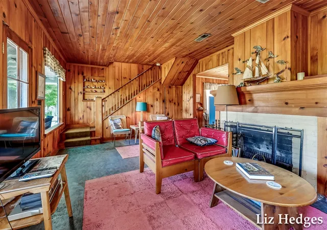 Photo 3 of Single family home for sale at 6285 S Shore, Whitehall, MI 49461 | MLS# 70539113 | Listing updated on 2026-08-26