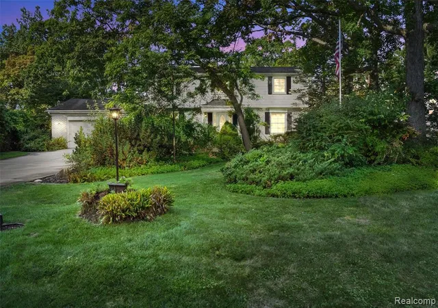 3rd image of 3379 Wormer Dr, Waterford, MI 48329 | MLS# 61001531