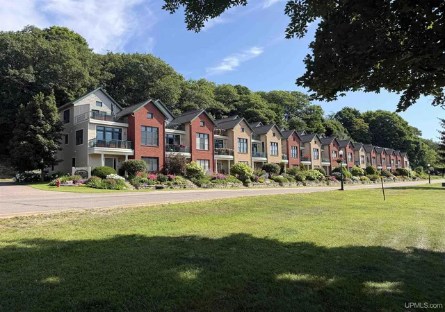 Photo 1 of Condo for sale at 219 N Lakeshore Blvd #5, Marquette, MI 49855 | MLS# 50217842 | Listing updated on 2026-09-22