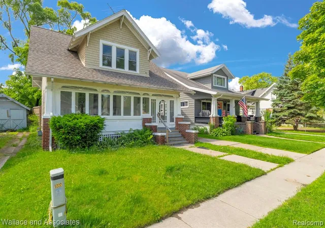 Photo 3 of Single family home for sale at 1222 Minnie St, Port Huron, MI 48060 6267 | MLS# 61010021 | Listing updated on 2026-08-27