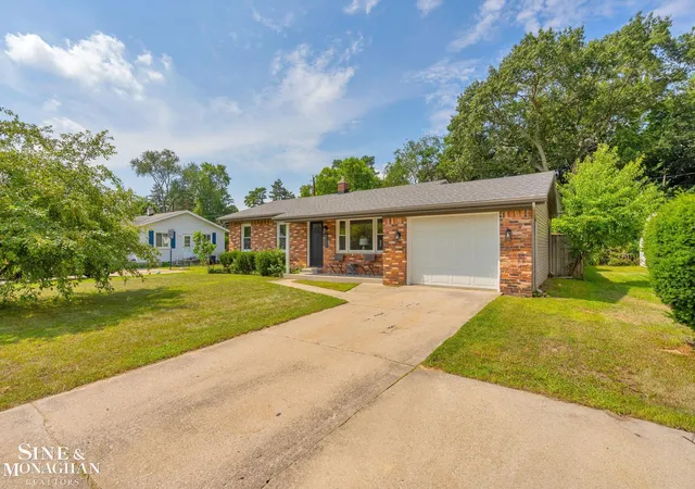 3rd image of 2849 20Th Ave, Port Huron, MI 48060 | MLS# 50211647