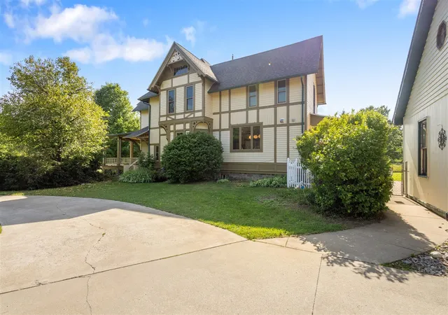5th image of 42304 W Red Arrow Hwy, Paw Paw, MI 49079 | MLS# 70536512