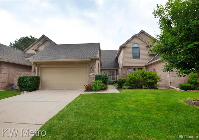 1st image of 42664 Jason Ct #88, Sterling Heights, MI 48313 | MLS# 61006840