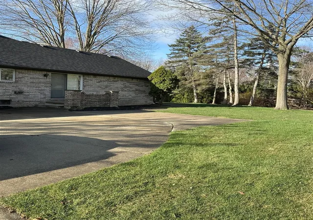 Photo 3 of Single family home for sale at 37671 Fiore Trl, Clinton Township, MI 48036 | MLS# 70518504 | Listing updated on 2026-08-25