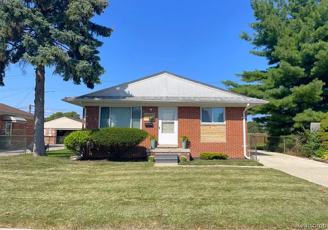 1st image of 23037 Hoffman St, Saint Clair Shores, MI 48082 | MLS# 60337299