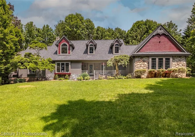 Homes for sale in Clarkston, MI | 9200 Fox Hollow Rd, Clarkston, MI 48348 | MLS# 61005666