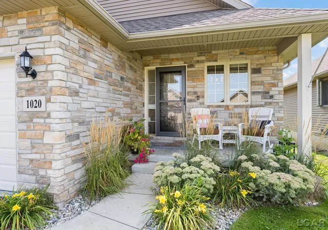 2nd image of 1020 Ridgeview Dr, Tecumseh, MI 49286 | MLS# 50219544