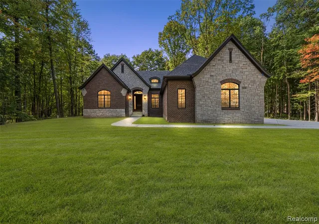 Photo 1 of Single family home for sale at 1 Pinery Ct, Lake Orion, MI 48362 | MLS# 60940211 | Listing updated on 2026-08-04