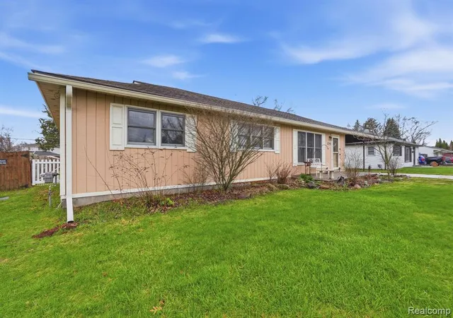 Homes for sale in Macomb, MI | 23426 Lynnhurst St, Macomb, MI 48042 | MLS# 60986920