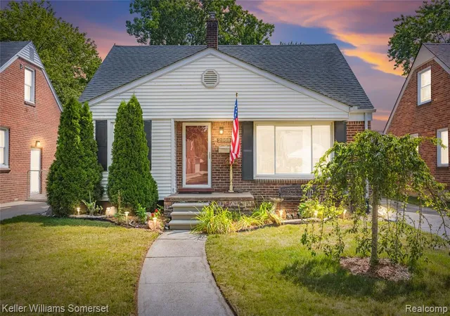 1st image of 2908 N Wilson Ave, Royal Oak, MI 48073 | MLS# 61019987