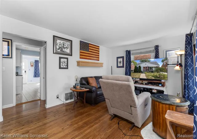 4th image of 2908 N Wilson Ave, Royal Oak, MI 48073 | MLS# 61019987
