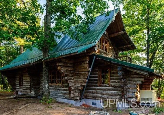 Photo 4 of Single family home for sale at 16100 Co Rd 510 Ave, Marquette, MI 49855 | MLS# 50214782 | Listing updated on 2026-08-17