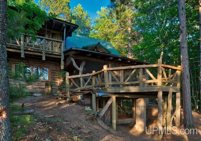 Photo 5 of Single family home for sale at 16100 Co Rd 510 Ave, Marquette, MI 49855 | MLS# 50214782 | Listing updated on 2026-08-17