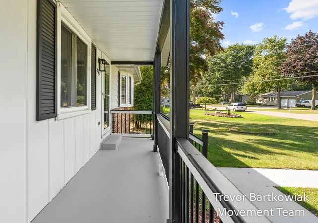 4th image of 1243 Crandall Ave, Norton Shores, MI 49441 | MLS# 70495820