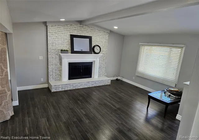 Homes for sale in Sterling Heights, MI | 2458 Lindell Rd, Sterling Heights, MI 48310 | MLS# 60998482