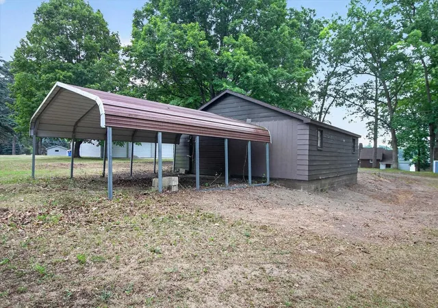 50th image of 571 N Rock Lake Dr, Vestaburg, MI 48891 | MLS# 80071635