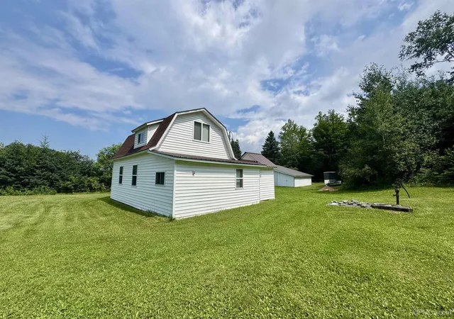 Photo 20 of Single family home for sale at 153 W Townline Rd, Crystal Falls, MI 49920 | MLS# 50217030 | Listing updated on 2026-09-03