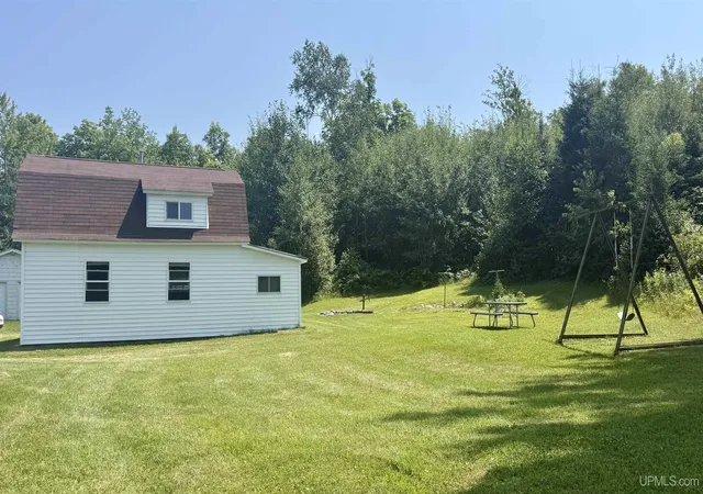 Photo 2 of Single family home for sale at 153 W Townline Rd, Crystal Falls, MI 49920 | MLS# 50217030 | Listing updated on 2026-09-03