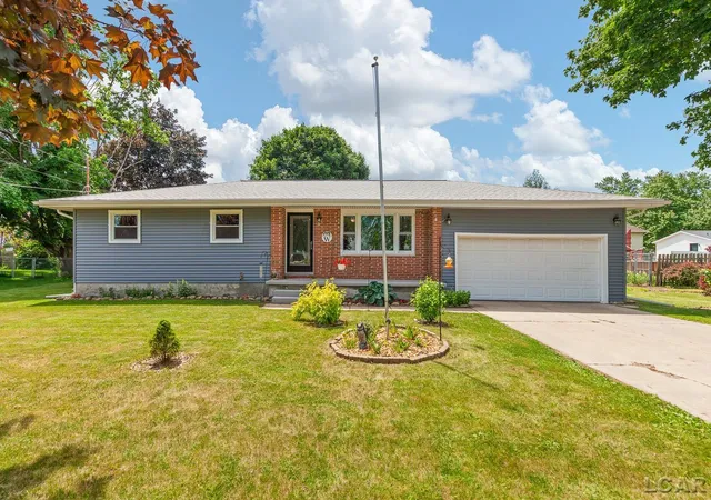 Homes for sale in Tecumseh, MI | 1112 Jane St, Tecumseh, MI 49286 | MLS# 50210747