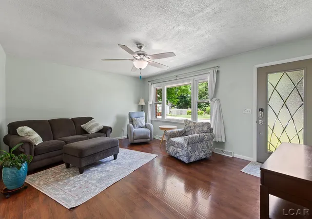 Homes for sale in Tecumseh, MI | 1112 Jane St, Tecumseh, MI 49286 | MLS# 50210747