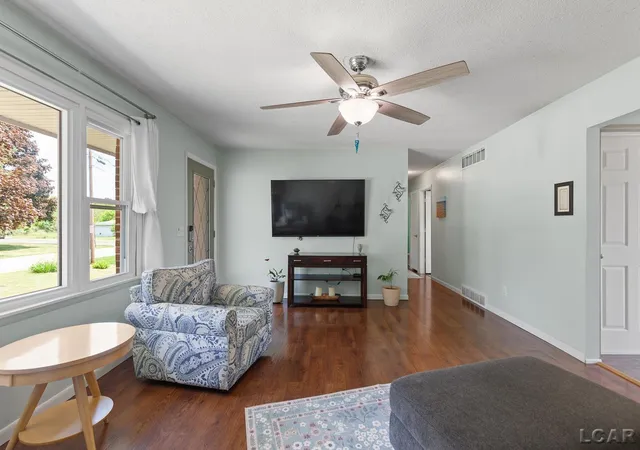 Homes for sale in Tecumseh, MI | 1112 Jane St, Tecumseh, MI 49286 | MLS# 50210747