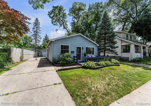 Homes for sale in Ferndale, MI | 845 W Marshall St, Ferndale, MI 48220 | MLS# 61008299