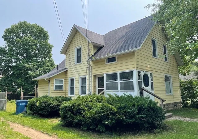 Homes for sale in Kalamazoo, MI | 136 N Berkley St, Kalamazoo, MI 49006 | MLS# 70522658
