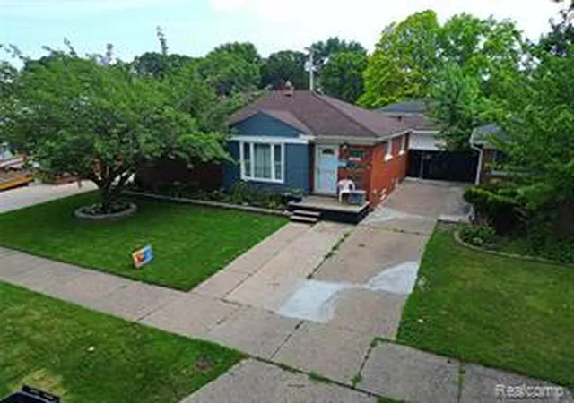 Homes for sale in Allen Park, MI | 18785 Dale Ave, Allen Park, MI 48101 | MLS# 61009239