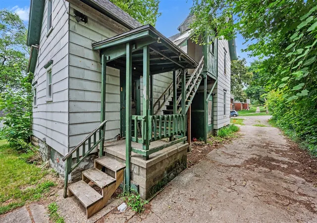 Homes for sale in Kalamazoo, MI | 1110 Hotop Ave, Kalamazoo, MI 49048 | MLS# 70487811