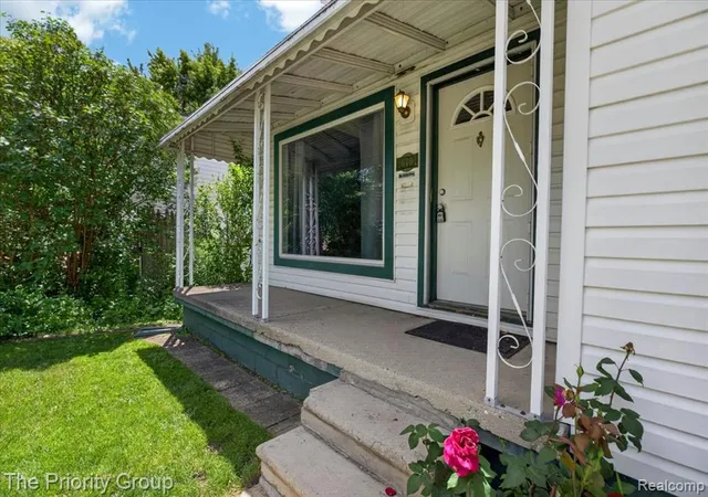 Homes for sale in Roseville, MI | 26791 Normandy St, Roseville, MI 48066 | MLS# 61003474