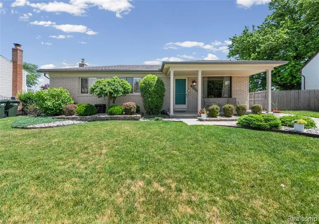 Homes for sale in Sterling Heights, MI | 41594 Harvard Dr, Sterling Heights, MI 48313 | MLS# 61003145