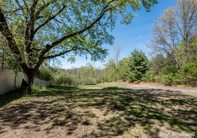 4th image of 4477 Knapp Ct, Grand Rapids, MI 49525 | MLS# 70510154