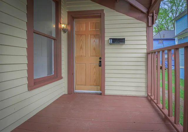 Listing Photo 4 - Condo for sale in building located at 416 Douglas Ave, Kalamazoo, MI 49007