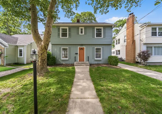 Photo 2 of Single family home for sale at 619 Ottillia St, Grand Rapids, MI 49507 | MLS# 70538221 | Listing updated on 2026-07-03