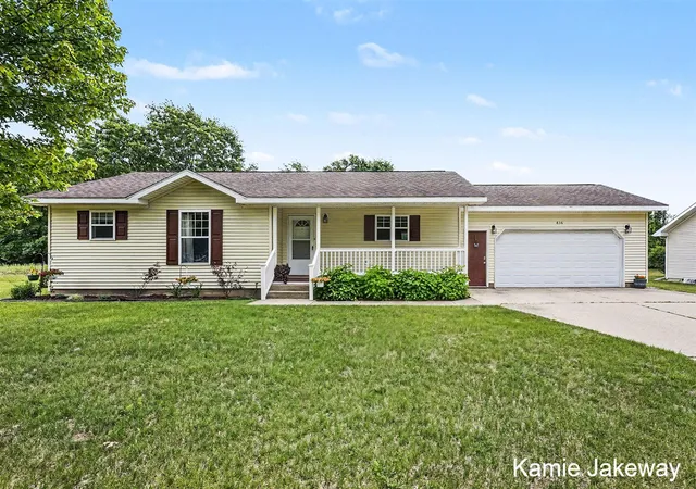 Homes for sale in Belding, MI | 836 Morgan Dr, Belding, MI 48809 | MLS# 70539625